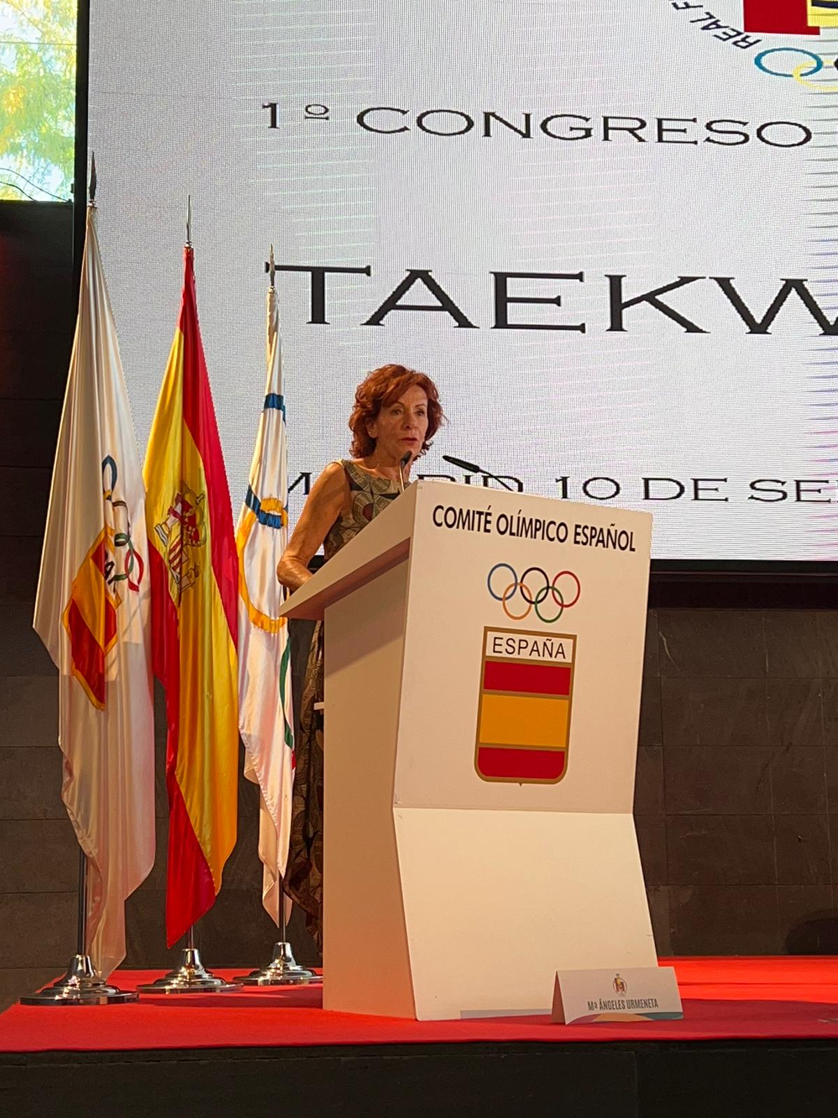 Mª Ángeles Urmeneta en el I Congreso de Maestros